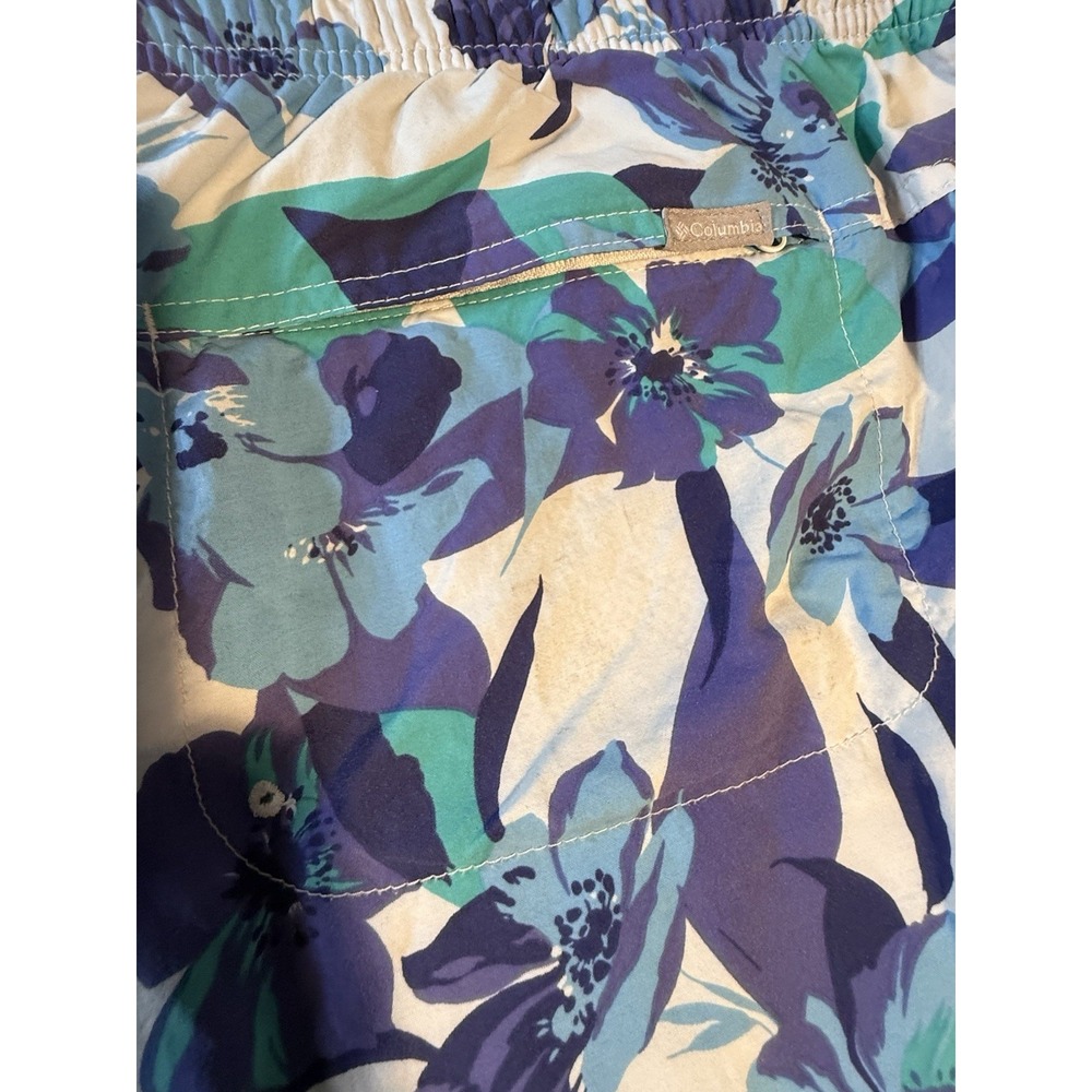 Columbia PFG Blue/Green Tropical Print Womens Shorts Size 1X - Picture 7 of 8